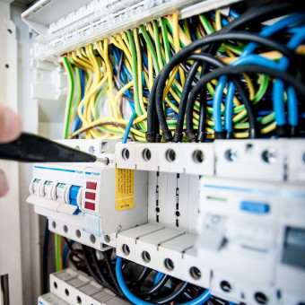PES/PAV - Lavori elettrici in tensione